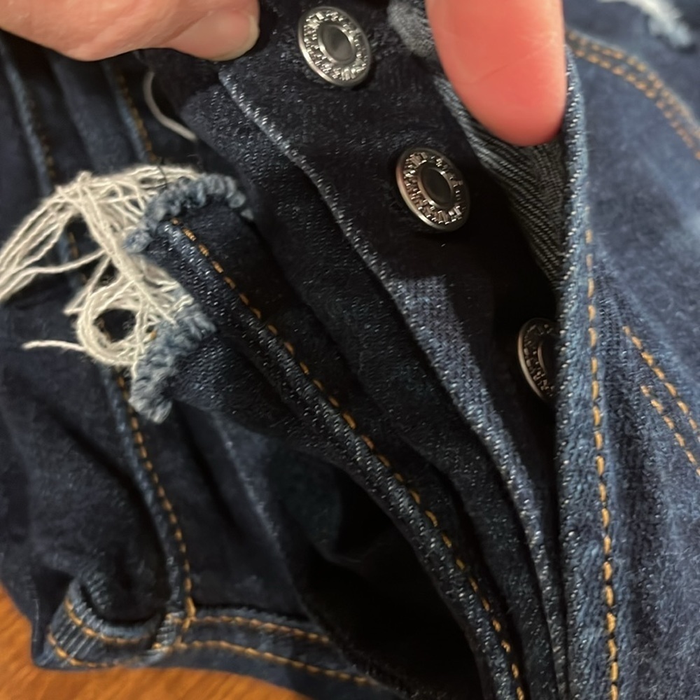 Levi’s Distressed Ribcage Straight Ankle Jeans Size 31. - Picture 9 of 9